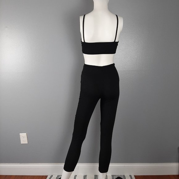 DO MY SELF Womens Jumpsuit Size Large Black Ribbed Knit One Piece Cropped - Picture 6 of 8